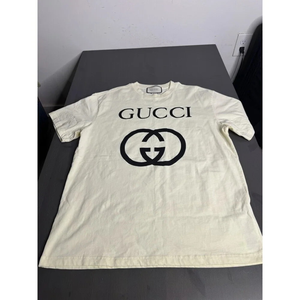Gucci Men’s Cream Logo Graphic T-Shirt